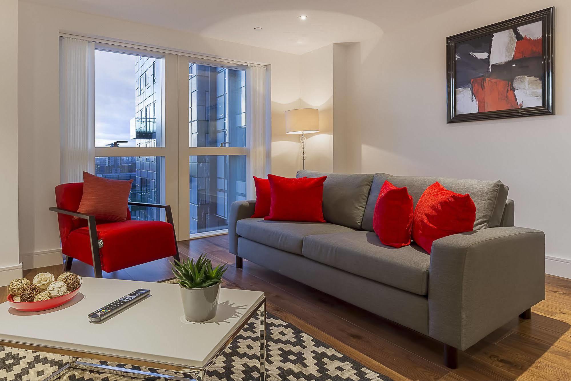 Lincoln Plaza Apartment Londra Exterior foto