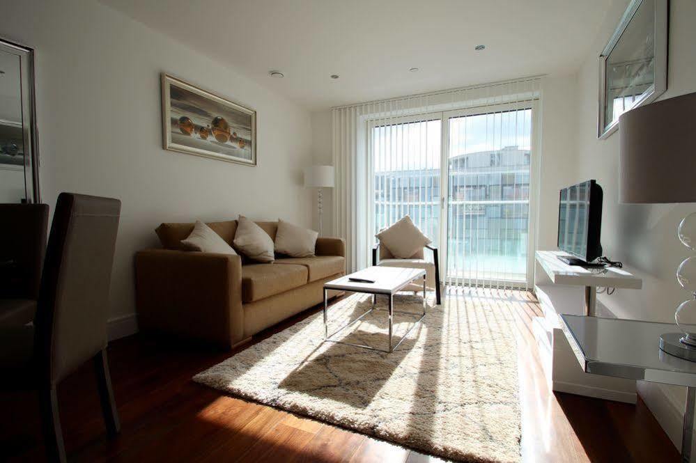 Lincoln Plaza Apartment Londra Exterior foto